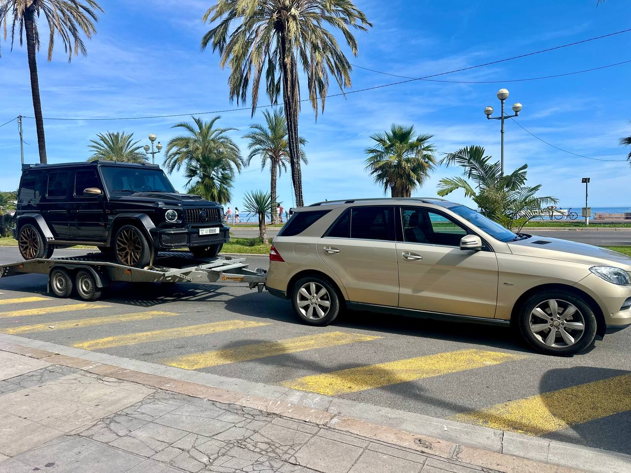 Мій евакуатор та команда TRANS CAR